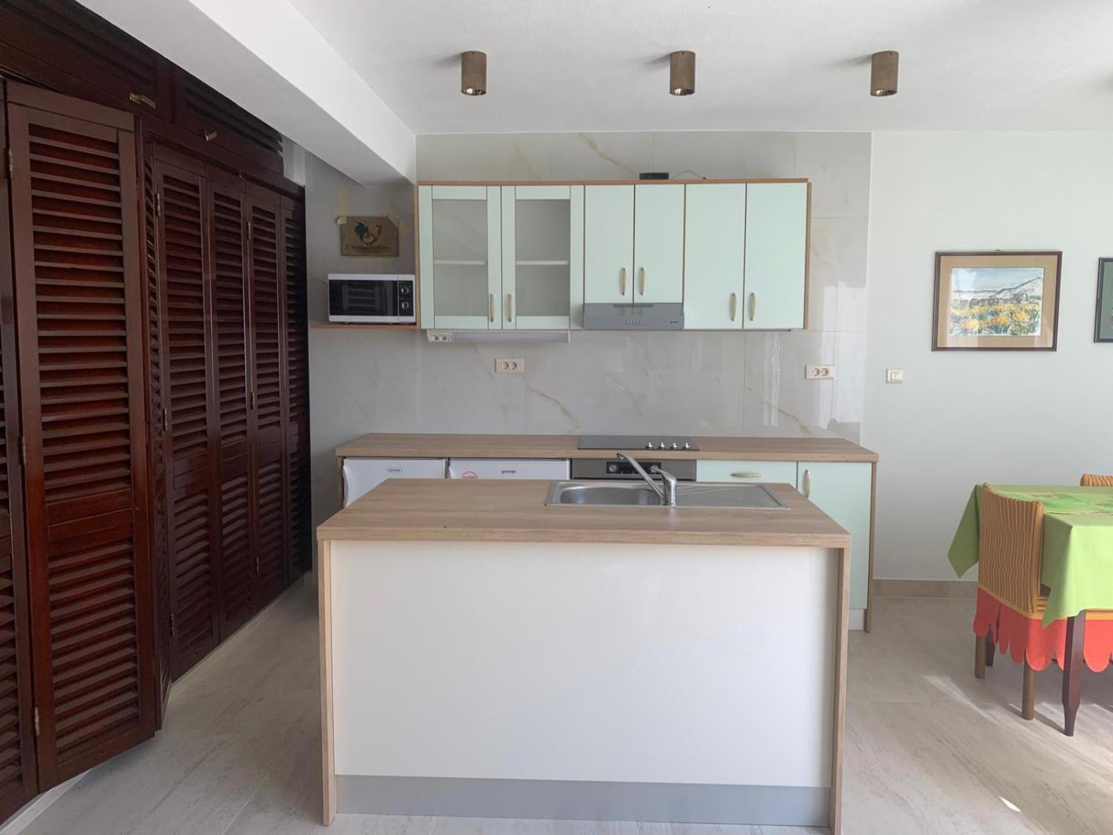 Rozita Seaside Relax Apartments Podgora Ngoại thất bức ảnh